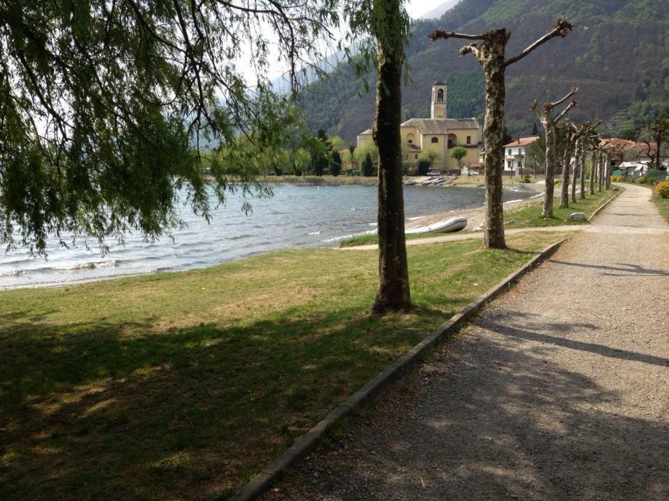 Chalet con Piscina Garzeno Esterno foto