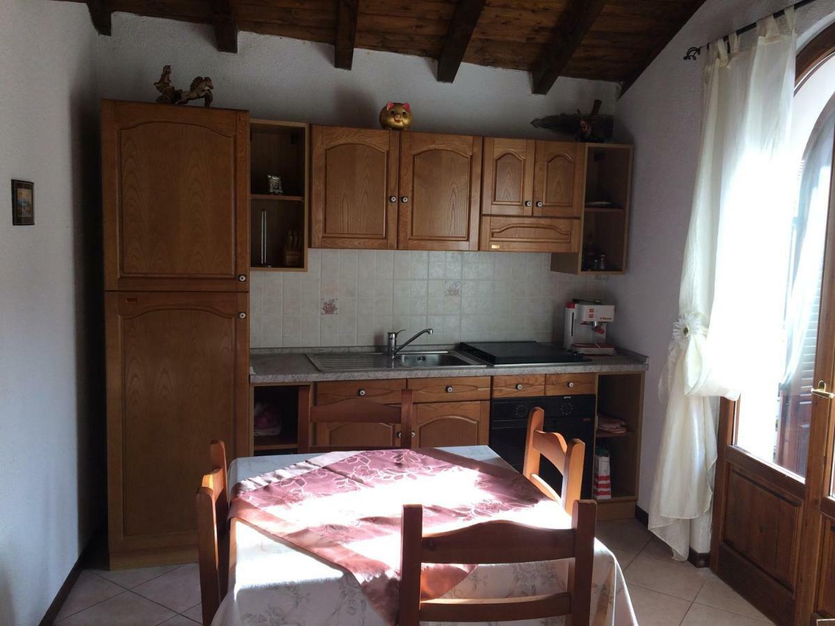 Chalet con Piscina Garzeno Esterno foto