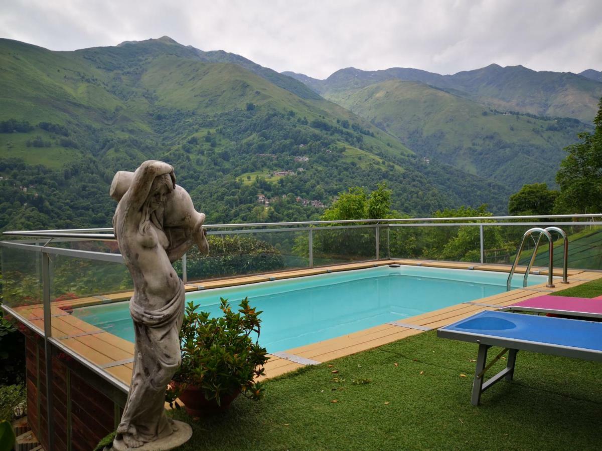 Chalet con Piscina Garzeno Esterno foto